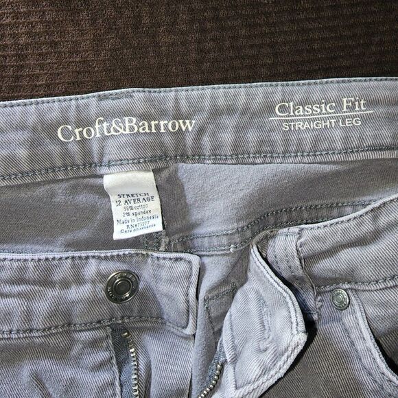 Croft &Barrow Women Stretch Straight Leg Jeans - Picture 3 of 5